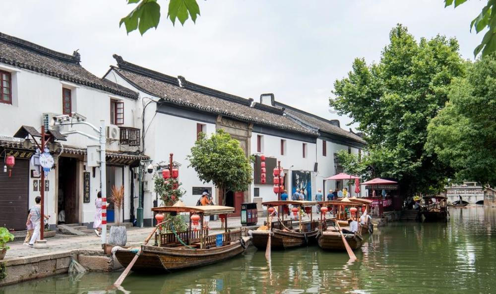 为什么同房时打喷嚏，下面二哥会加硬？